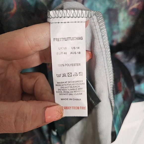 Pretty Little Thing Oversized Shirt SZ 14 - Picture 6 of 9